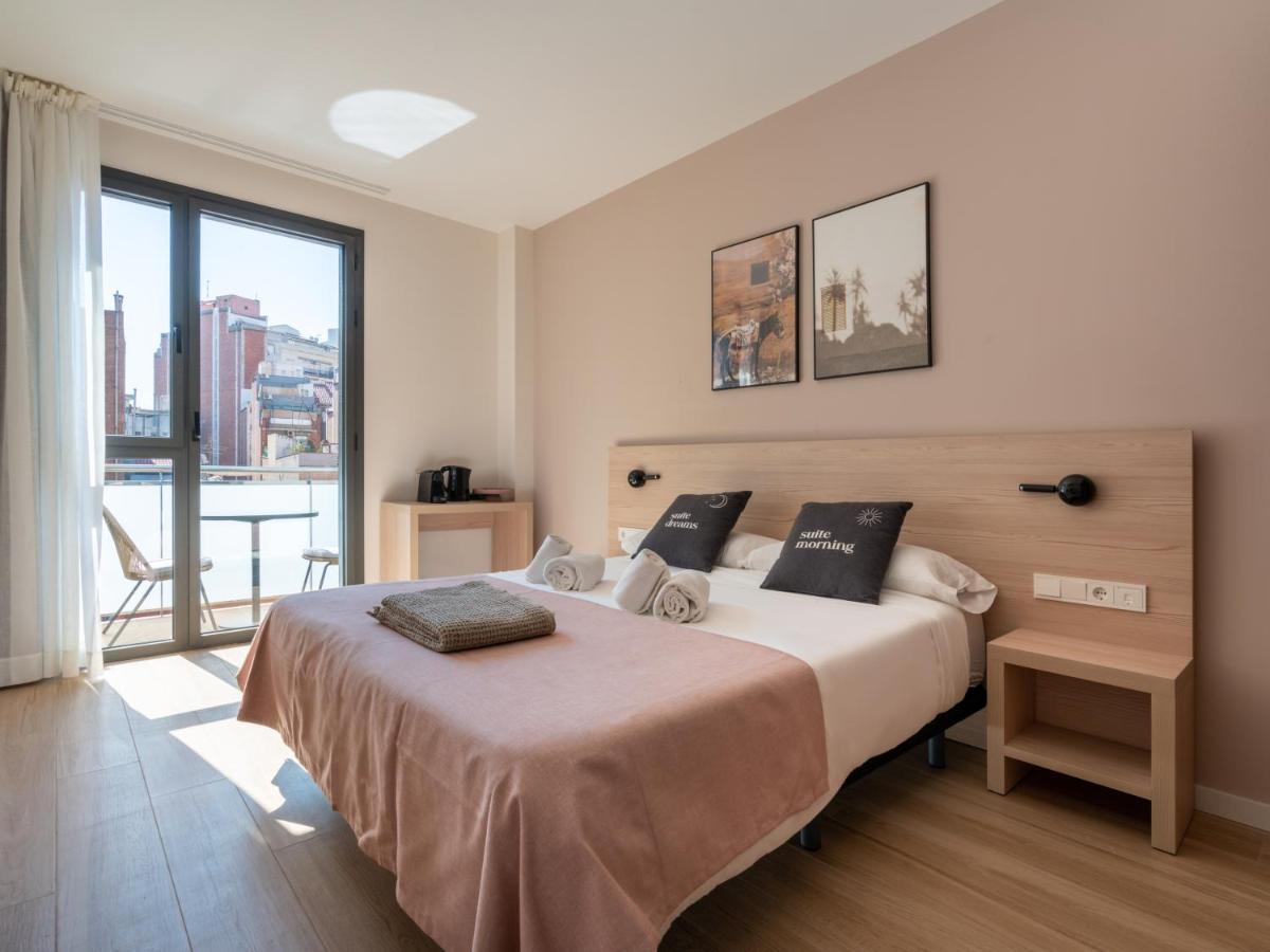 Limehome Barcelona Carrer De Besalu 82 Exterior photo