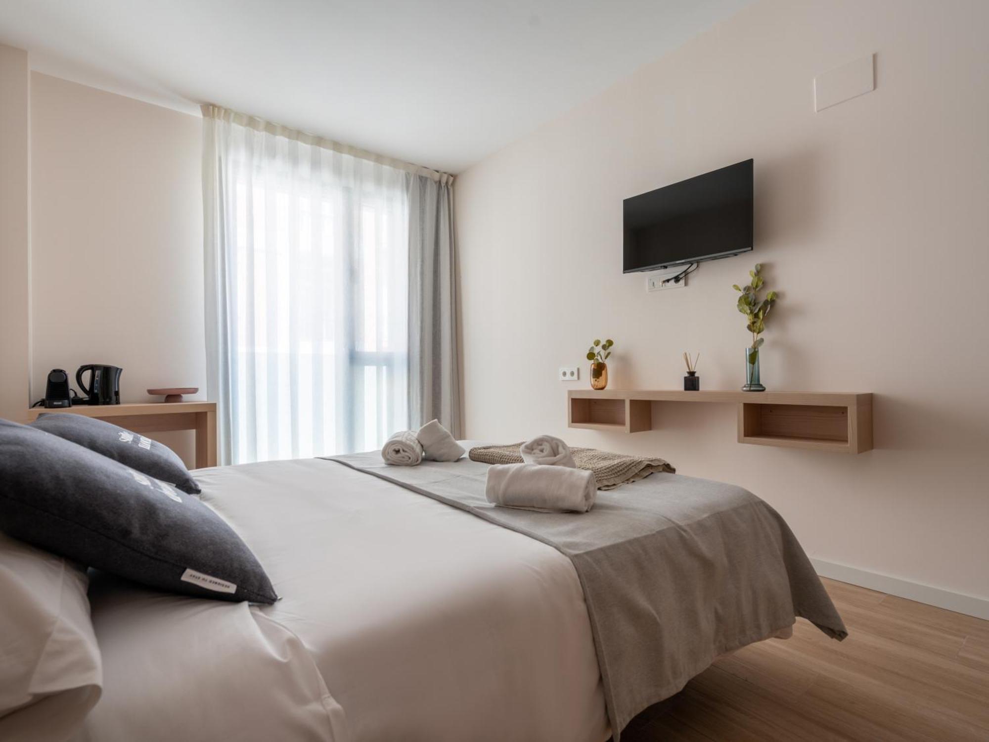 Limehome Barcelona Carrer De Besalu 82 Exterior photo